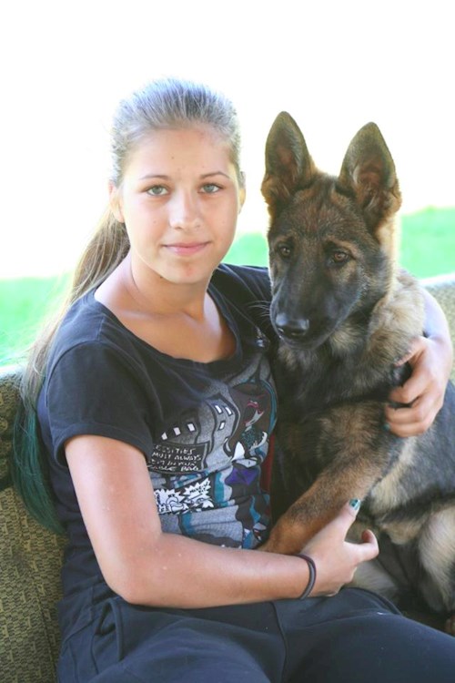 Michaela- petsitter Chvalovice nebo Páníček pro psi kočky