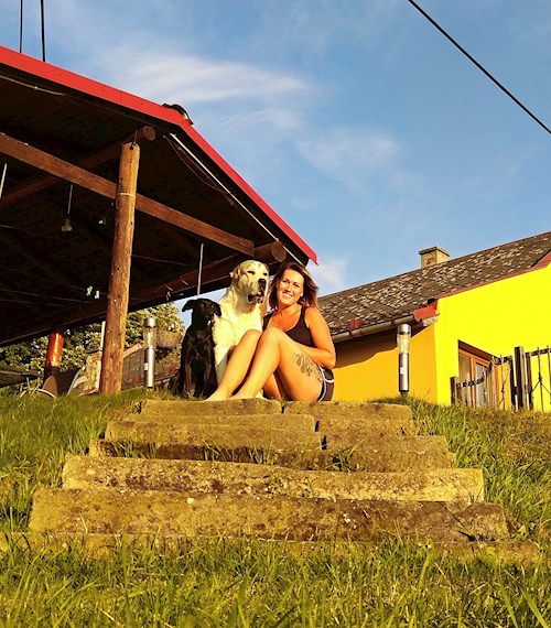 Martina- petsitter Hradec Králové nebo Páníček pro psi kočky