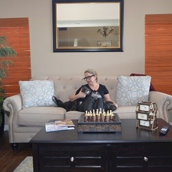 thumbnail petsitter Orlova or pet nanny for