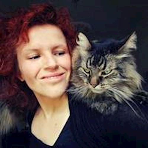 Zuzana- petsitter Praha or Pet nanny for dogs cats 