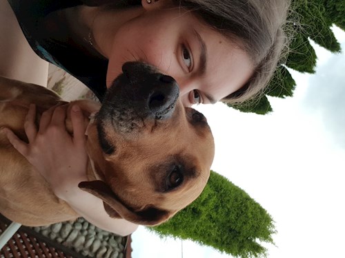 Veronika- petsitter Praha nebo Páníček pro psi kočky