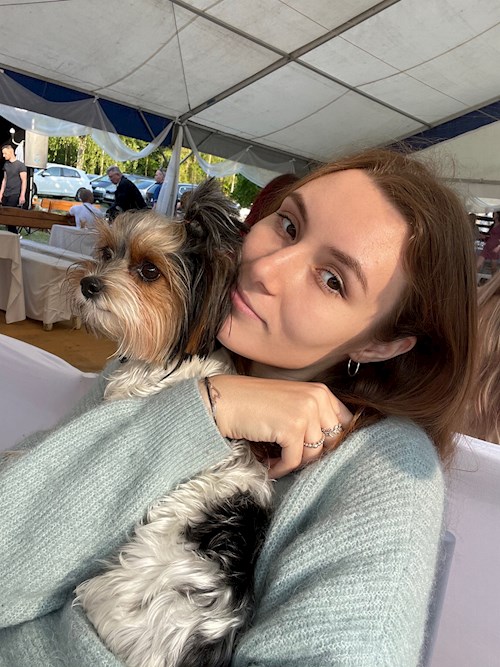 Anna- petsitter Prague nebo Páníček pro psi kočky