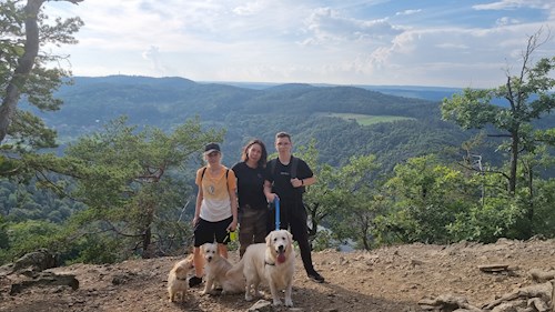 Daria- petsitter Praha 7 nebo Páníček pro psi kočky