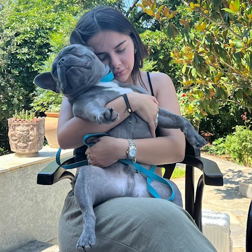 Emily- petsitter Prague  nebo Páníček pro