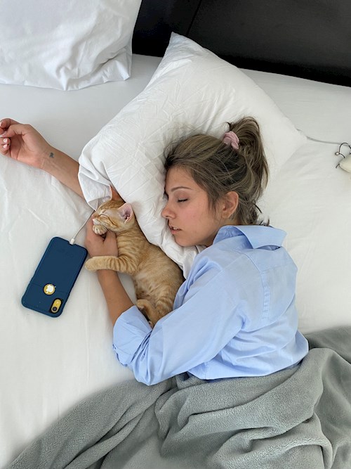 Ana- petsitter Praha or Pet nanny for dogs cats