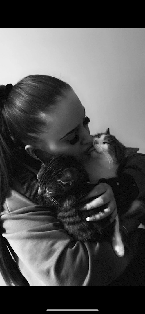 Kristýna- petsitter Velichovky or Pet nanny for dogs cats