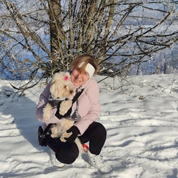 thumbnail petsitter Osek or pet nanny for dogs cats