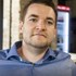 Jakub + stapan de animal de companie care a apelat la un pet sitter in loc de pensiune canina sau pet hotel