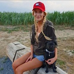 Alena - pet sitter dogs Praha 17