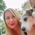 Barbora + stapan de animal de companie care a apelat la un pet sitter in loc de pensiune canina sau pet hotel
