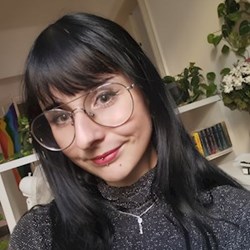 Anna - pet sitter cats dogs Praha