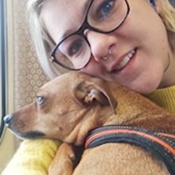 Pavlína - pet sitter kočky psi Brno