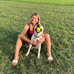 Lenka - pet sitter kočky psi Praha