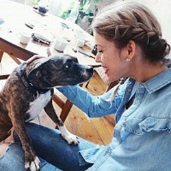 Veronika - pet sitter dogs Praha 2