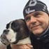 Zdeněk + stapan de animal de companie care a apelat la un pet sitter in loc de pensiune canina sau pet hotel