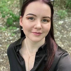 Olga - pet sitter cats dogs Kroměříž